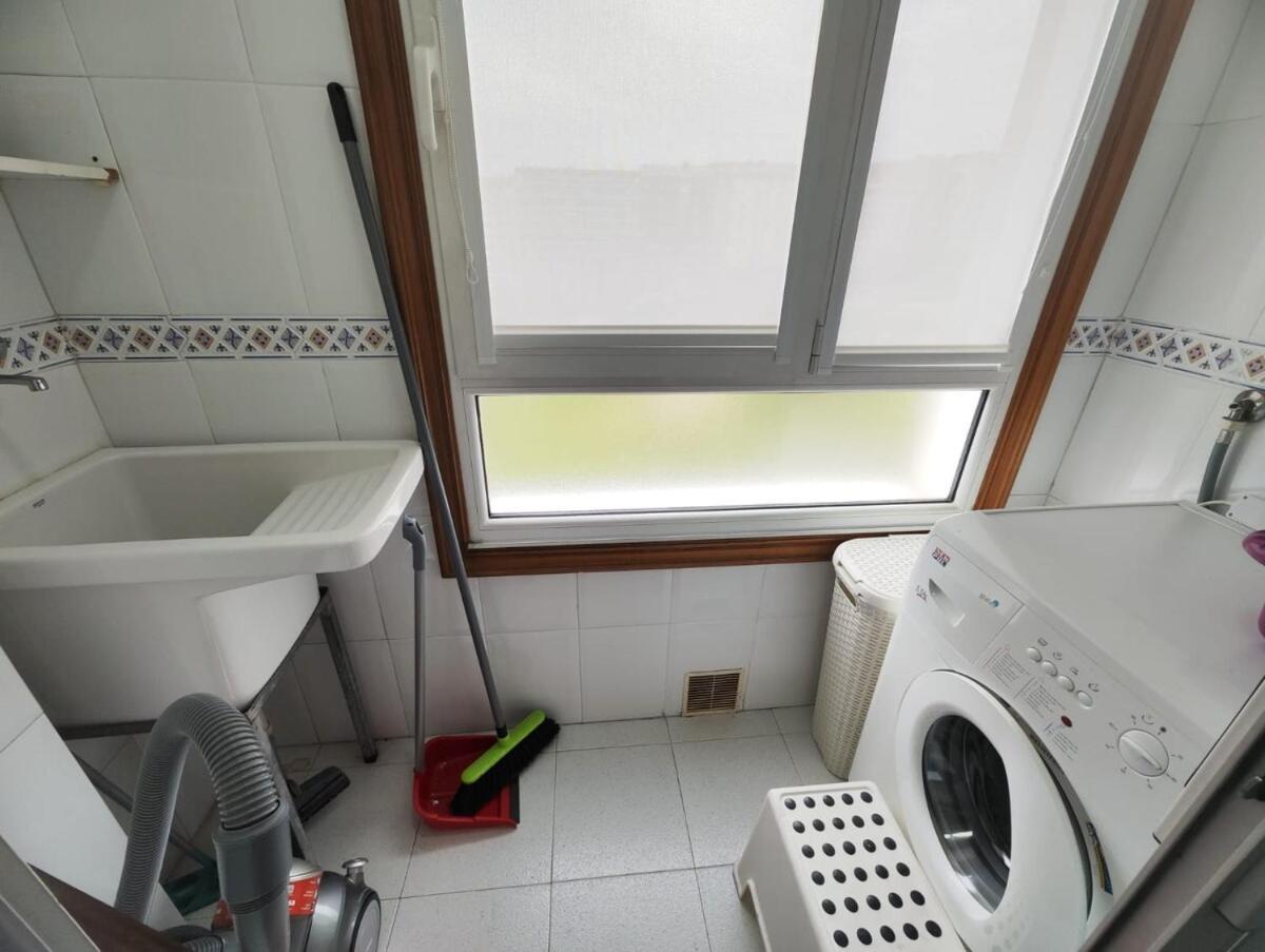 Dos Habitaciones, Garaje, Zona Minoca, Appartamento Vigo